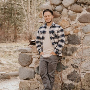 Meet your Posher, Evan